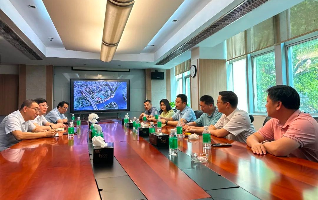 我会秘书长调研走访荔湾园区，探讨粤港澳青年创新创业基地建设